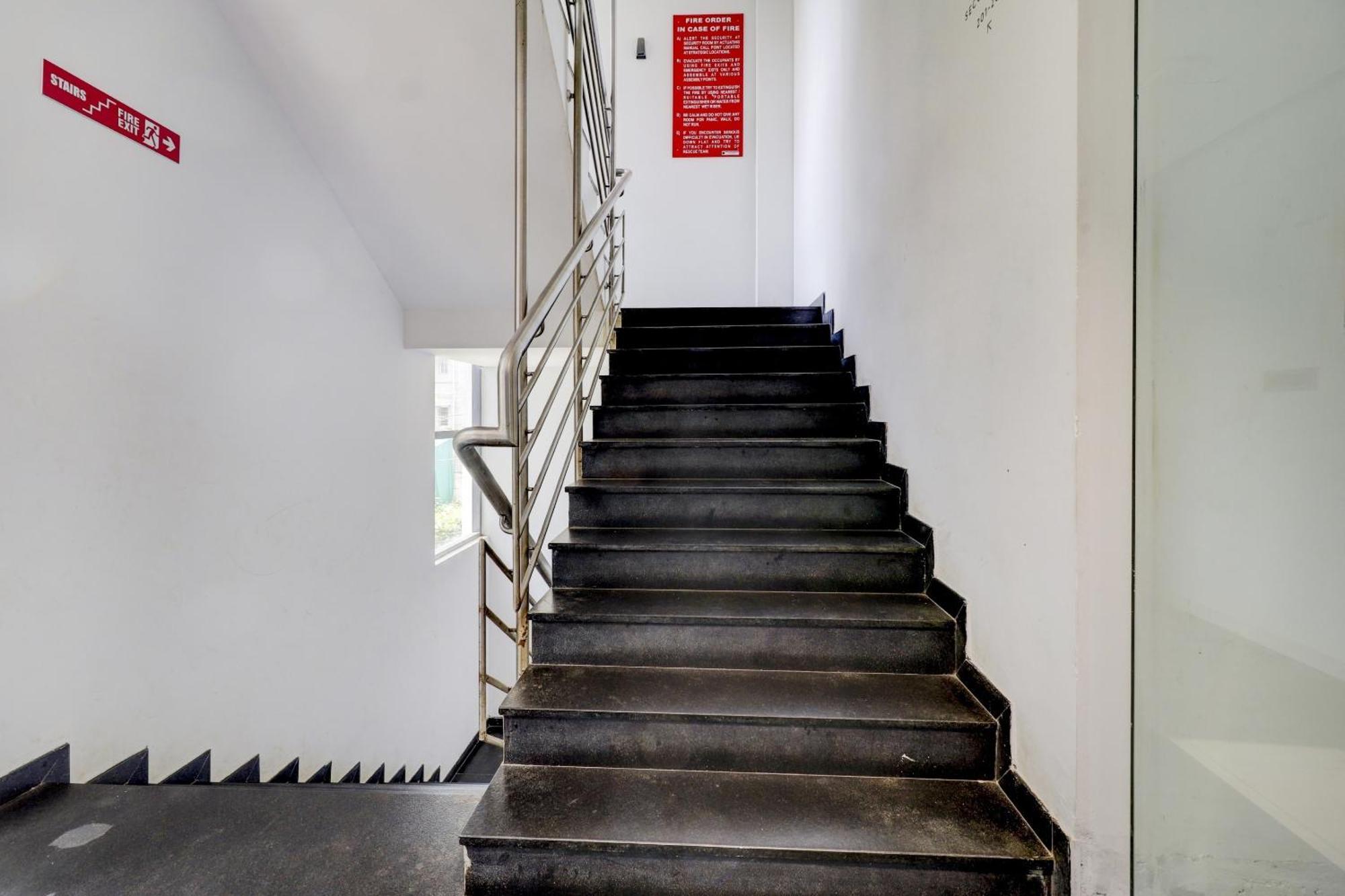 Super Sleek Townhouse Galexia Hotel And Resorts Bangalore Dış mekan fotoğraf